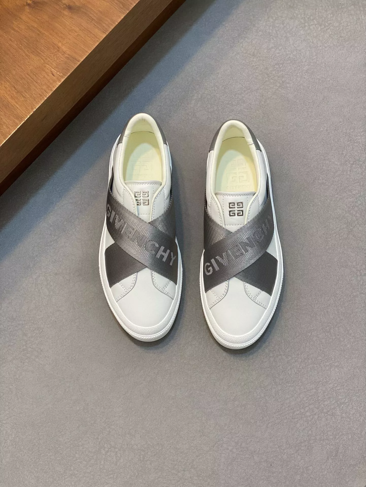 Givenchy Casual Shoes For Men EasyMatch 6636