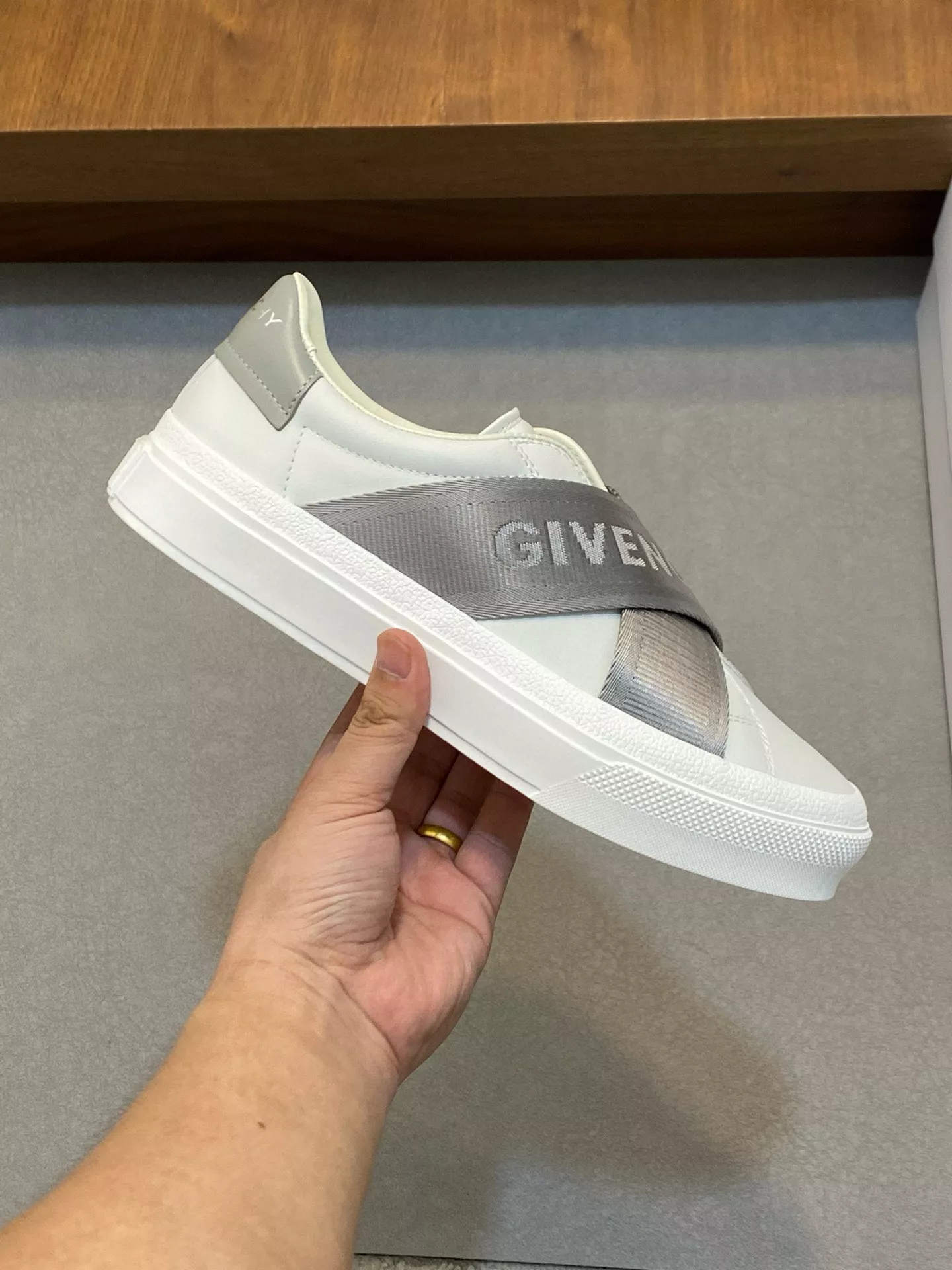 Givenchy Casual Shoes For Men EasyMatch 6636