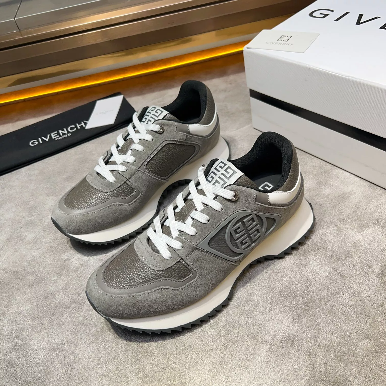 Givenchy Casual Shoes For Men EasyMatch 7926