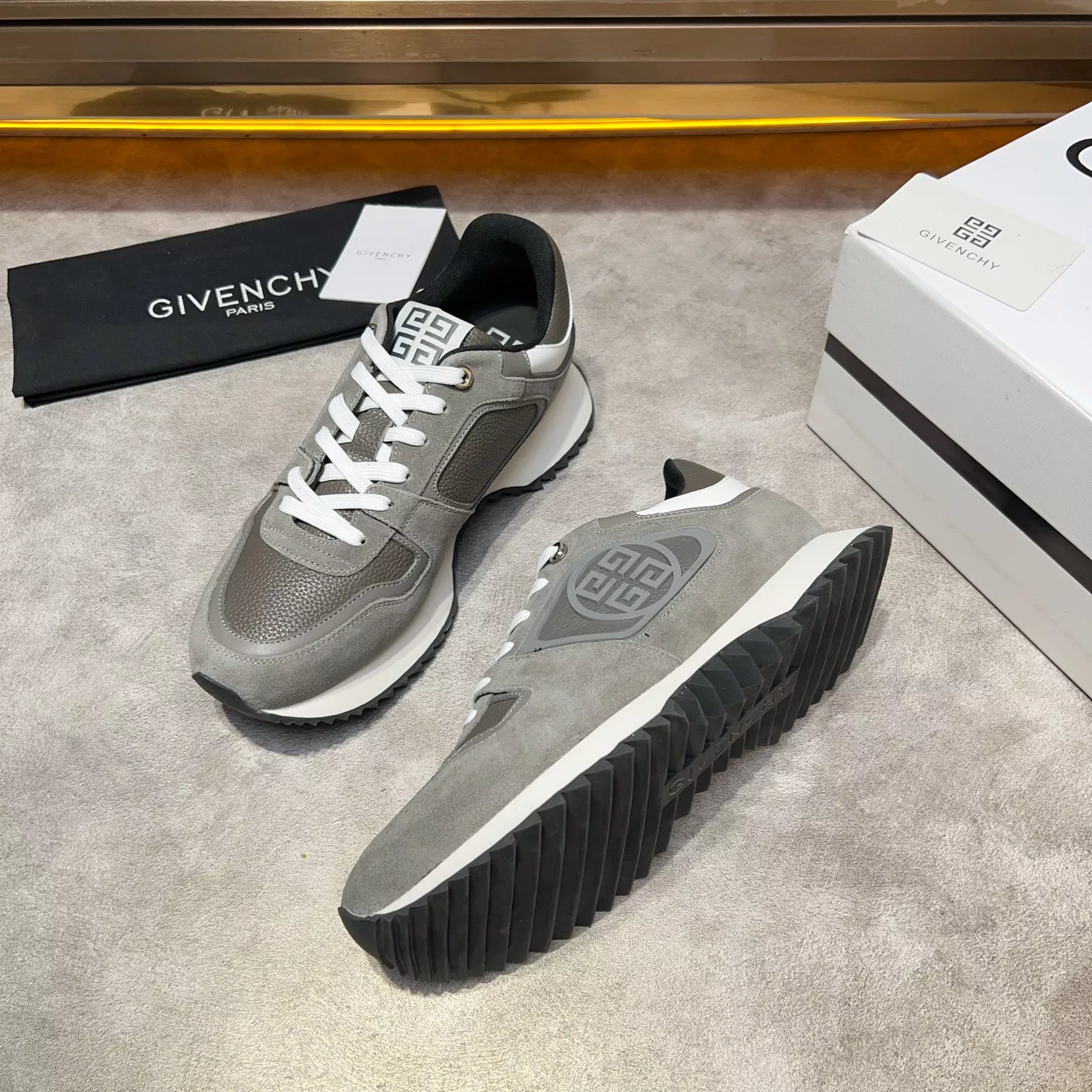 Givenchy Casual Shoes For Men EasyMatch 7926