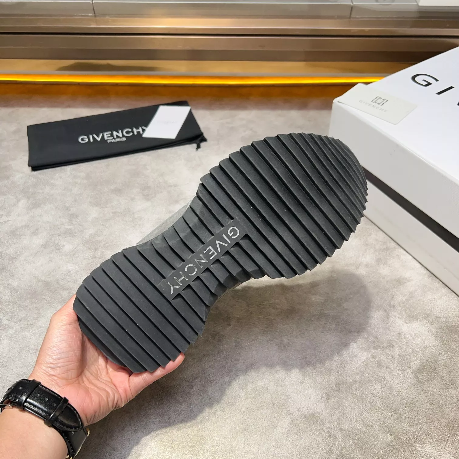 Givenchy Casual Shoes For Men EasyMatch 7926