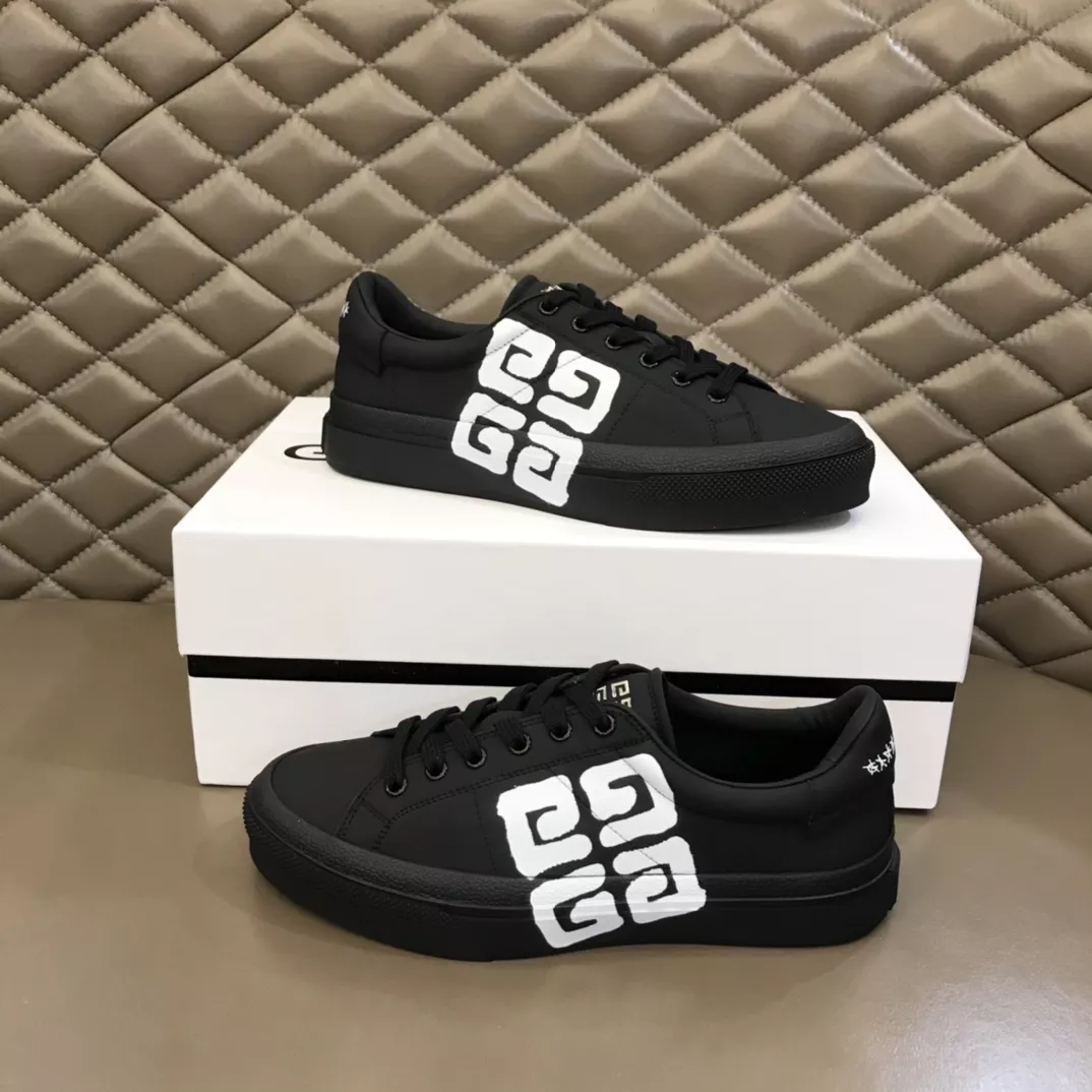 Givenchy Casual Shoes For Men EyeCatching 228