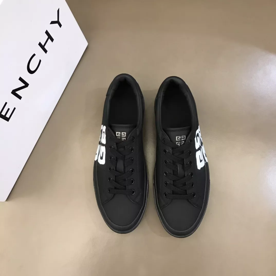 Givenchy Casual Shoes For Men EyeCatching 228