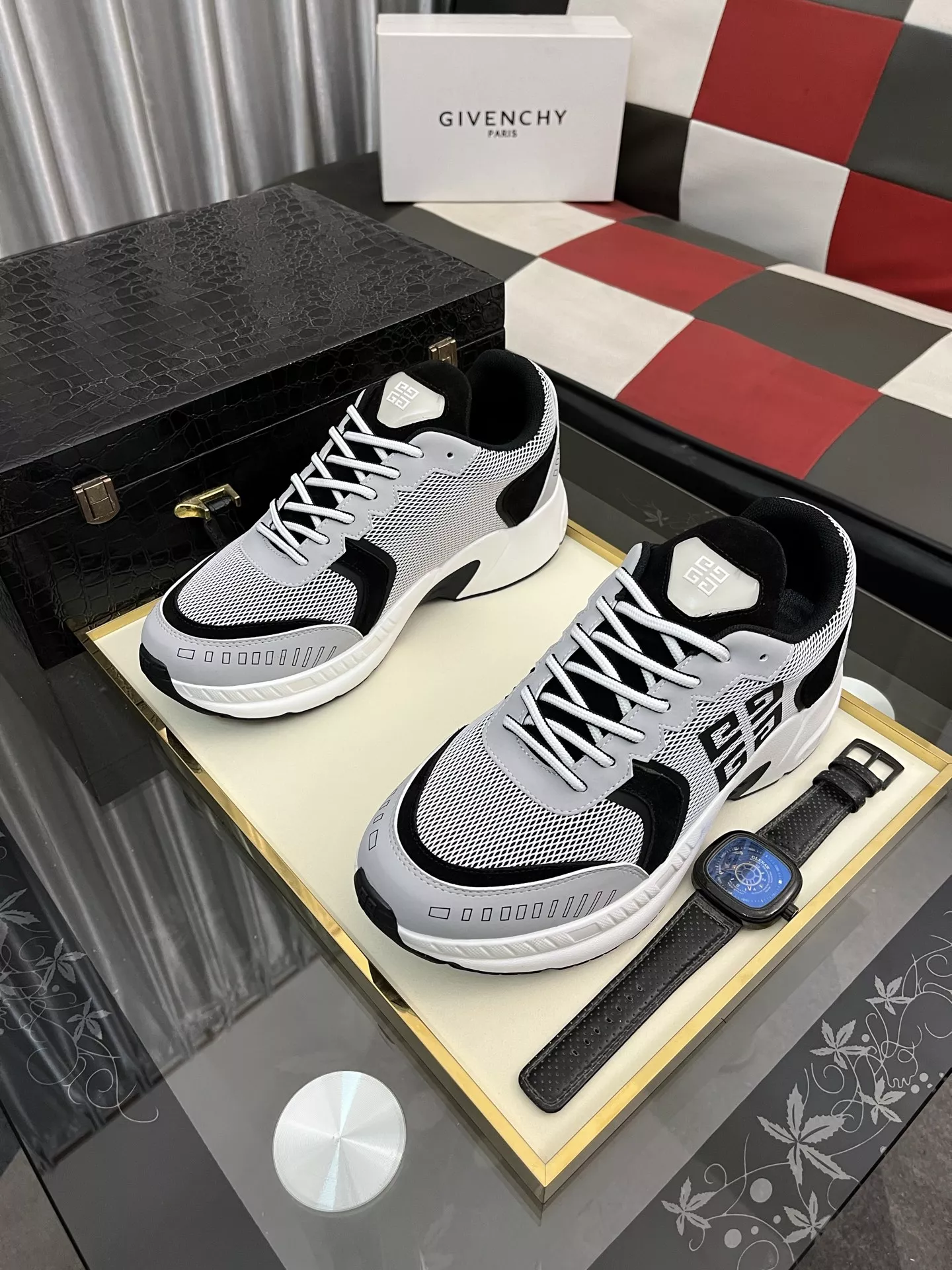 Givenchy Casual Shoes For Men Fashionable 3171