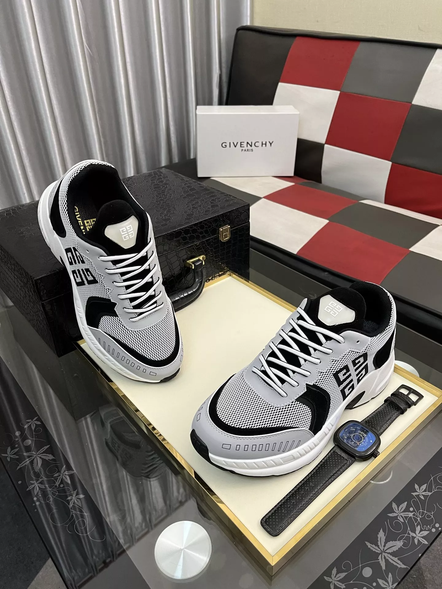 Givenchy Casual Shoes For Men Fashionable 3171