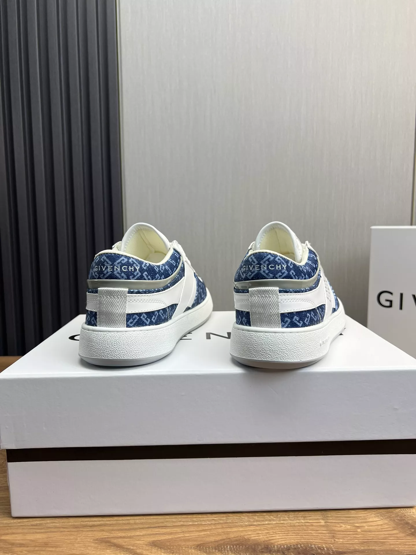 Givenchy Casual Shoes For Men Fashionable 6736