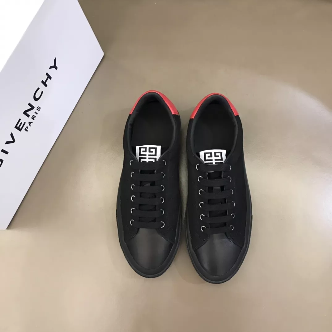 Givenchy Casual Shoes For Men Functional 1334