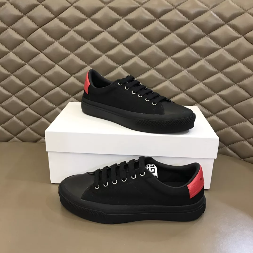 Givenchy Casual Shoes For Men Functional 1334