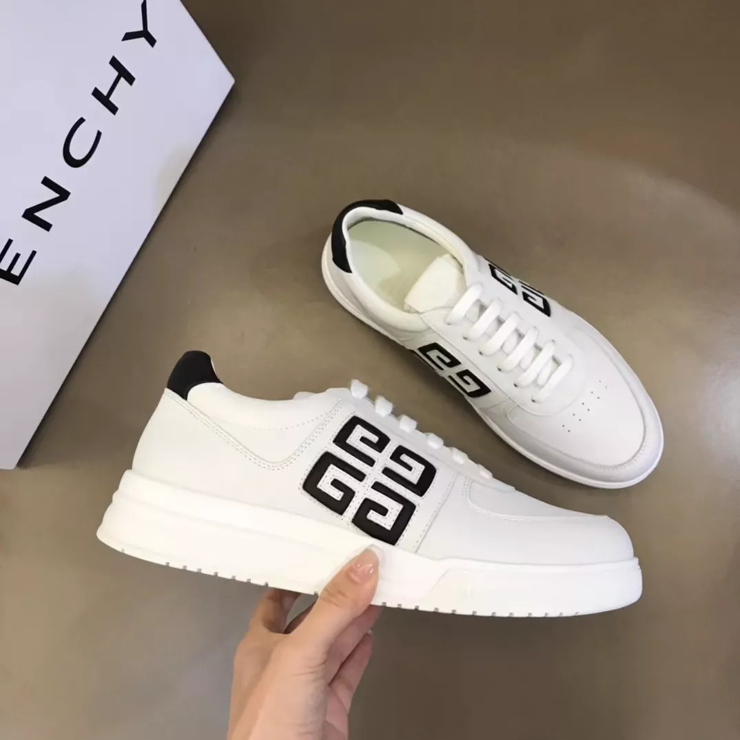 Givenchy Casual Shoes For Men Lightweight 9620
