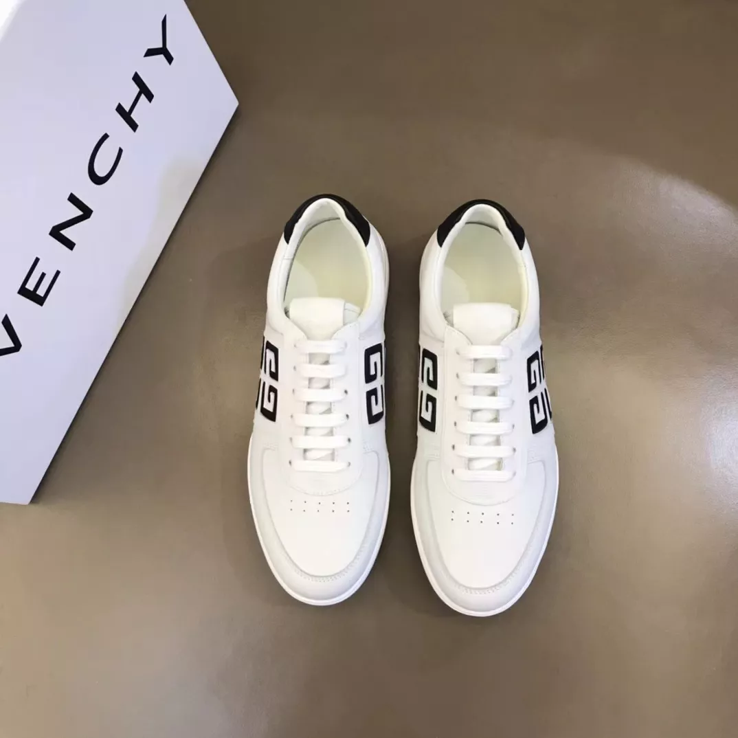 Givenchy Casual Shoes For Men Lightweight 9620