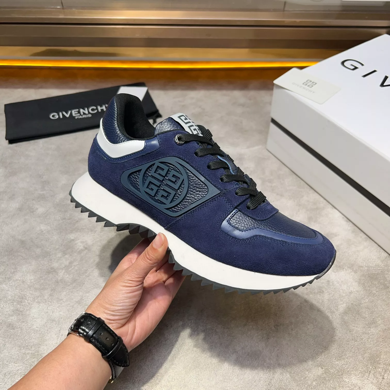 Givenchy Casual Shoes For Men Minimalist 9631