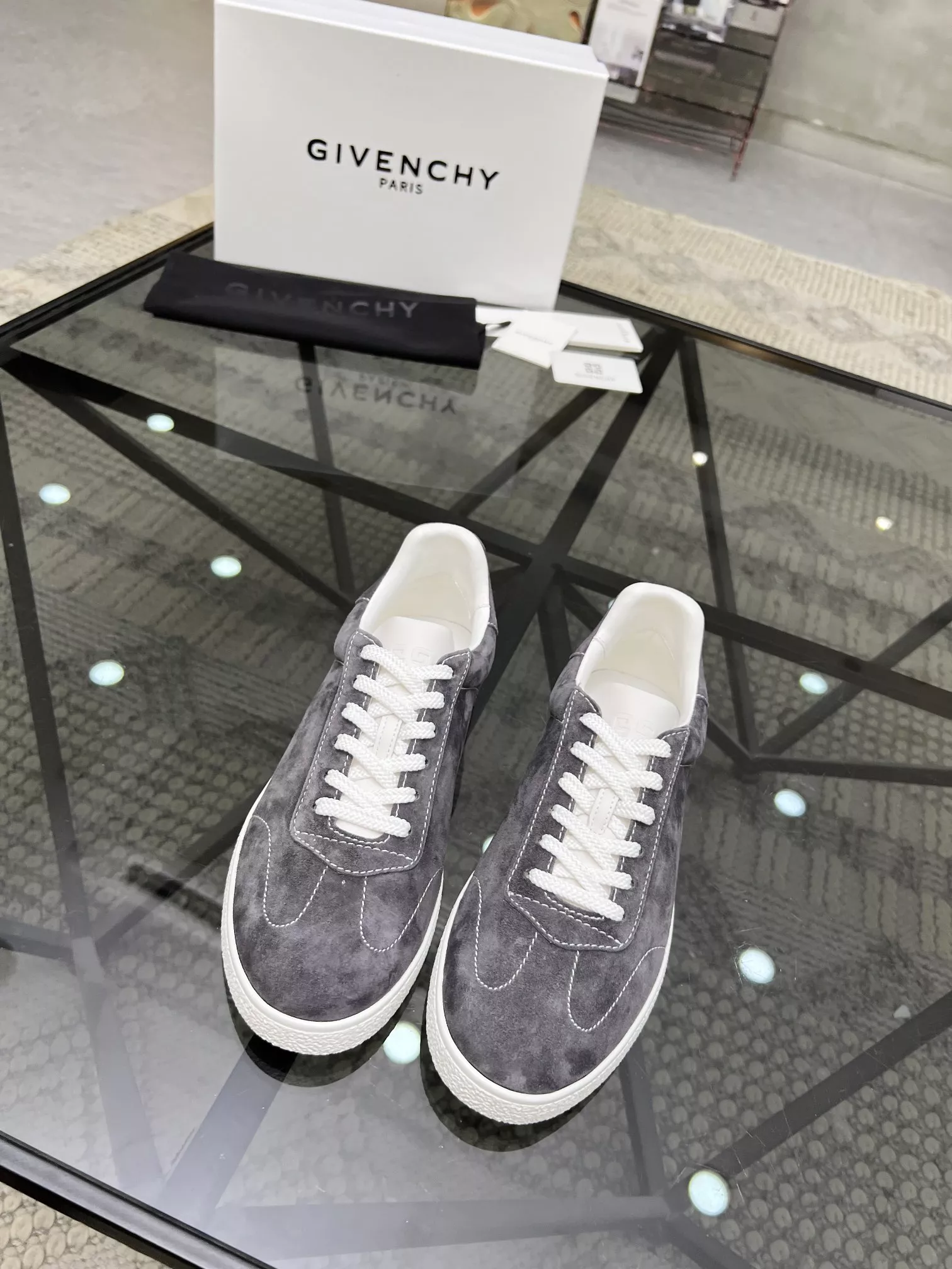 Givenchy Casual Shoes For Men Modern 9046