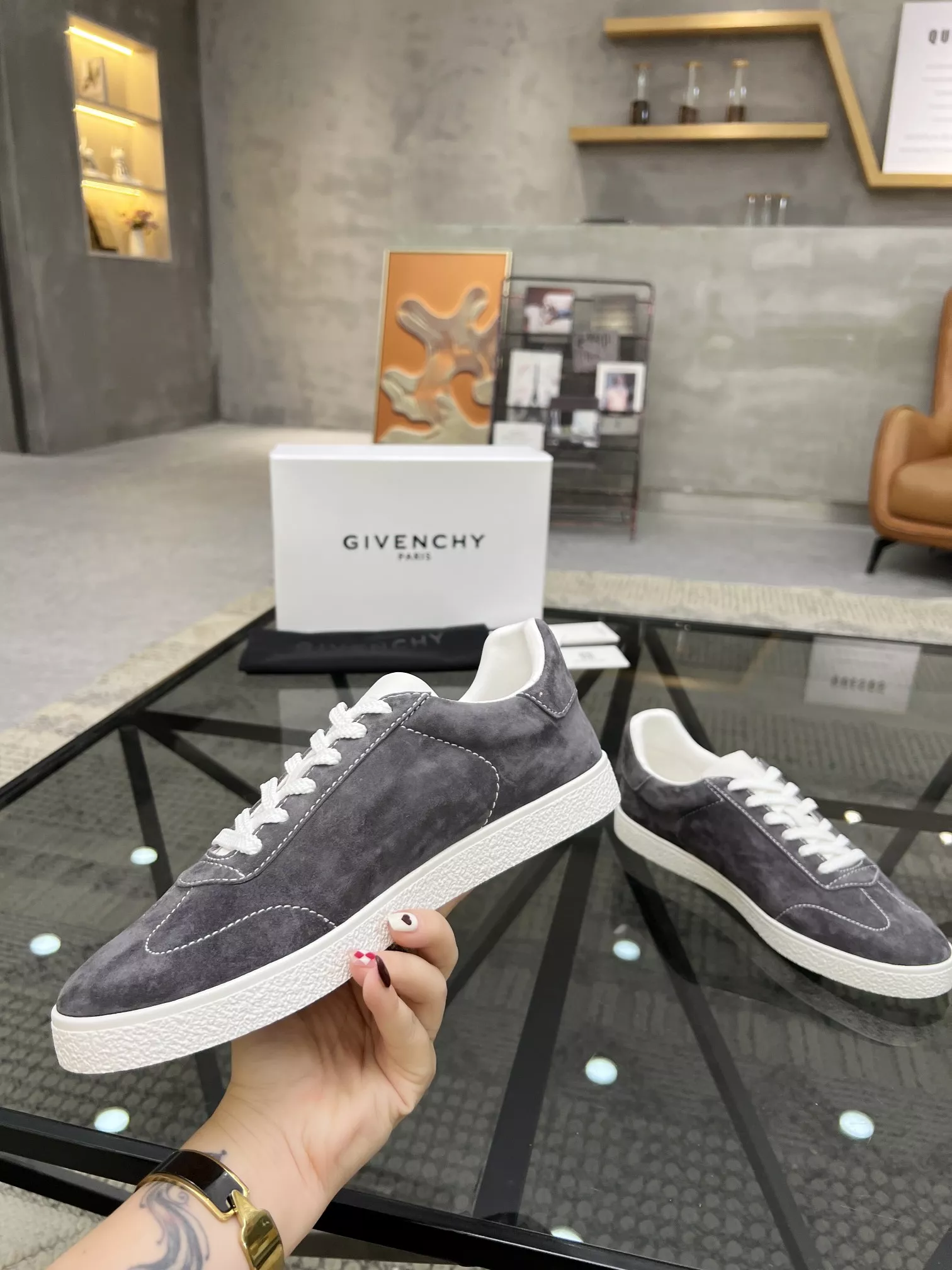 Givenchy Casual Shoes For Men Modern 9046