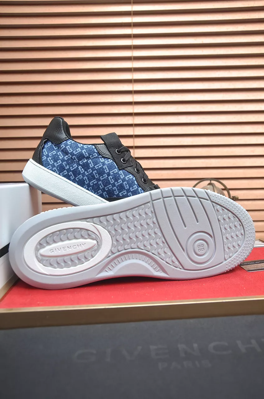 Givenchy Casual Shoes For Men NewStyle 3693