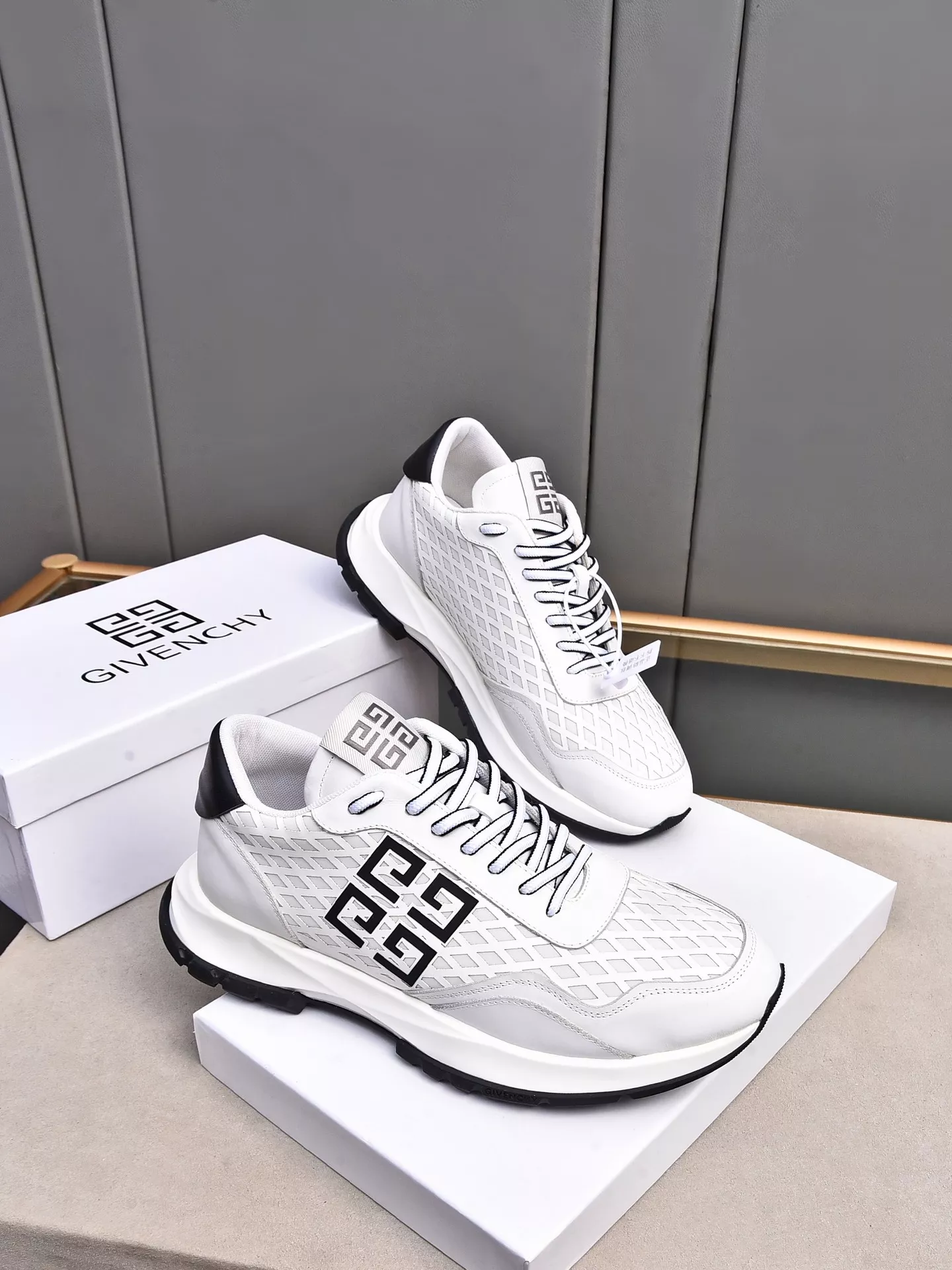 Givenchy Casual Shoes For Men NewStyle 6480