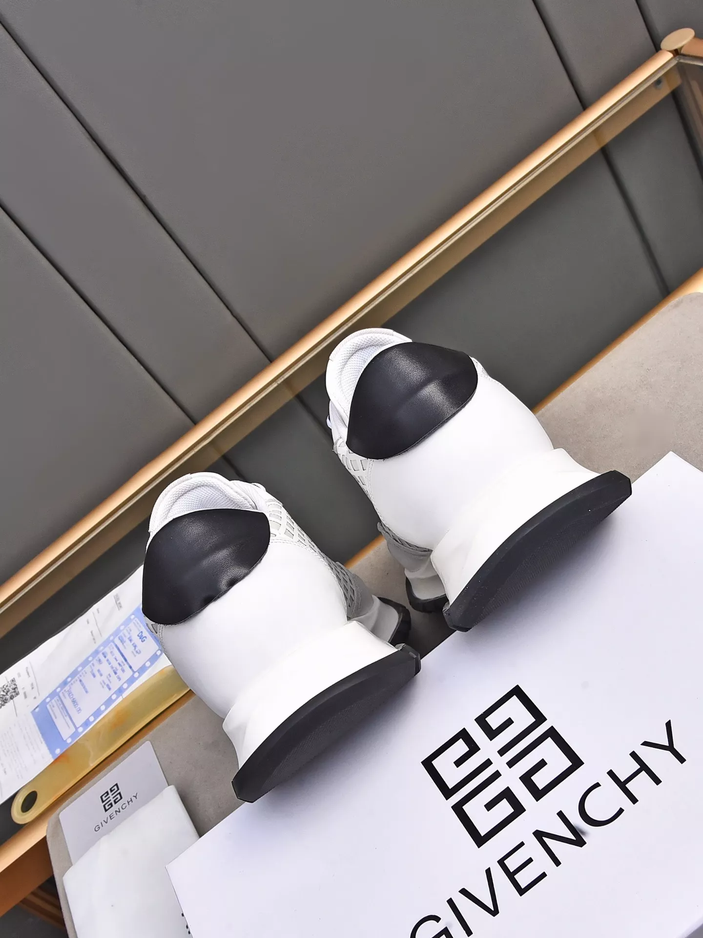 Givenchy Casual Shoes For Men NewStyle 6480
