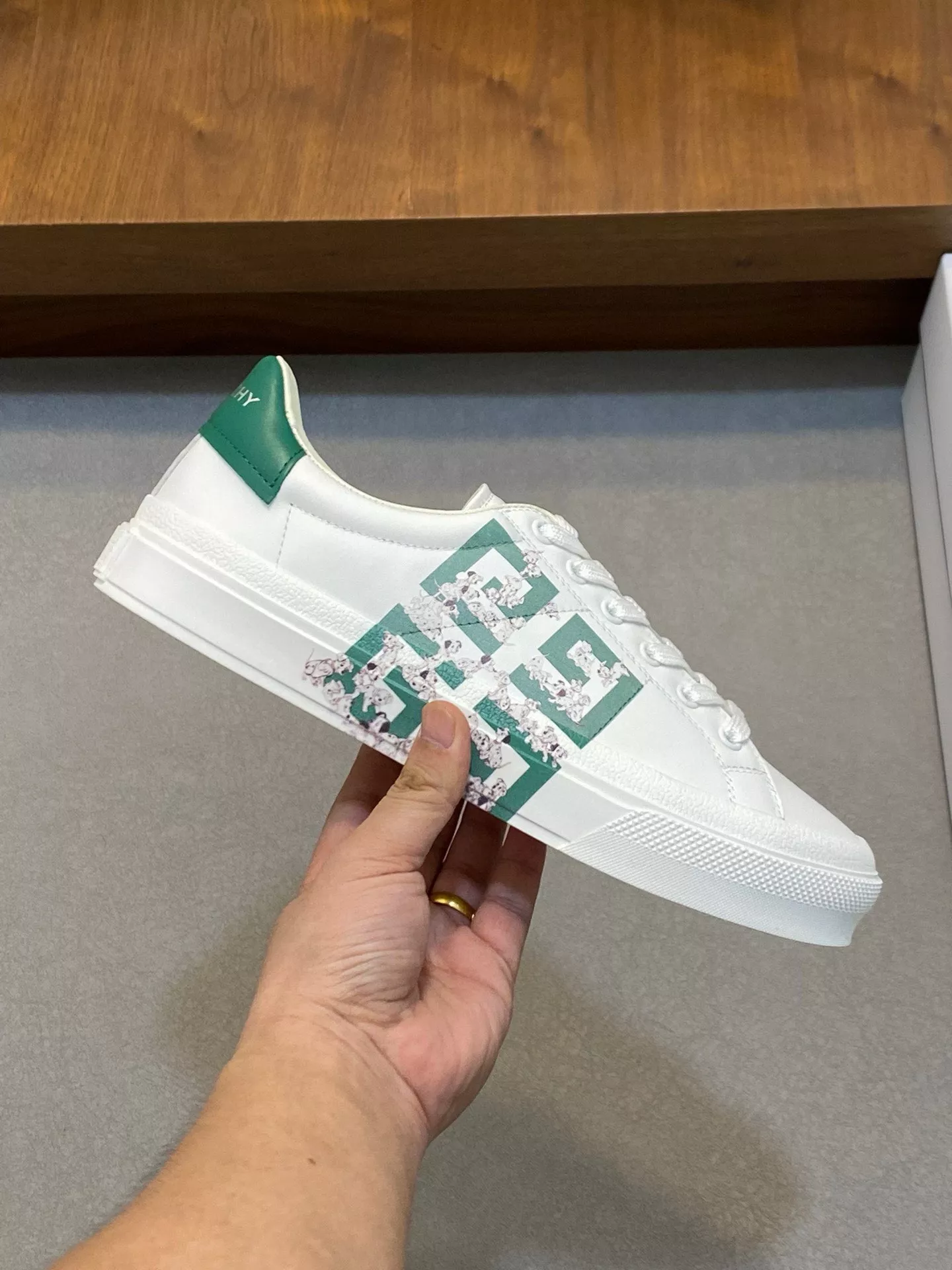 Givenchy Casual Shoes For Men NewStyle 805