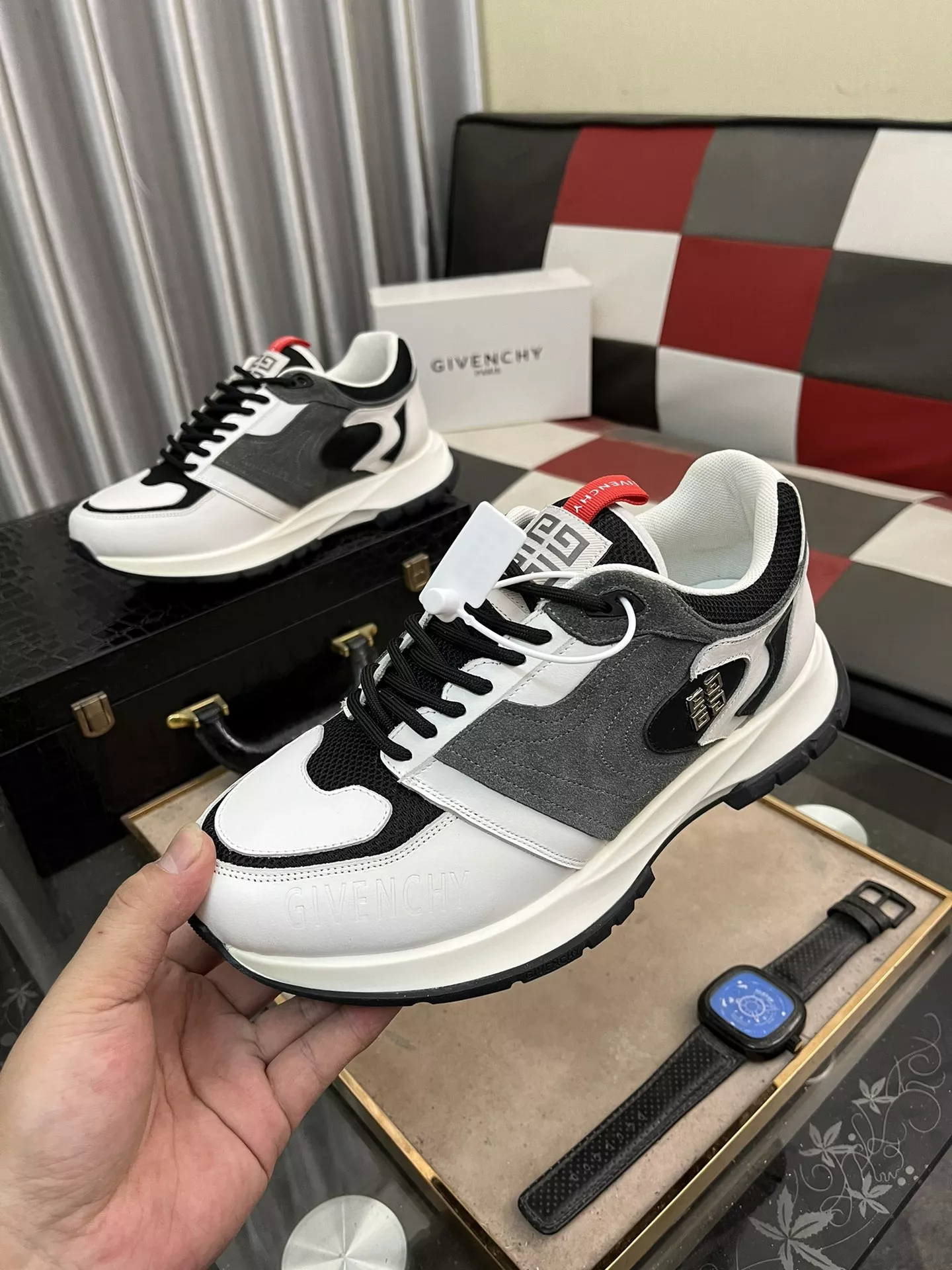 Givenchy Casual Shoes For Men Practical 5245