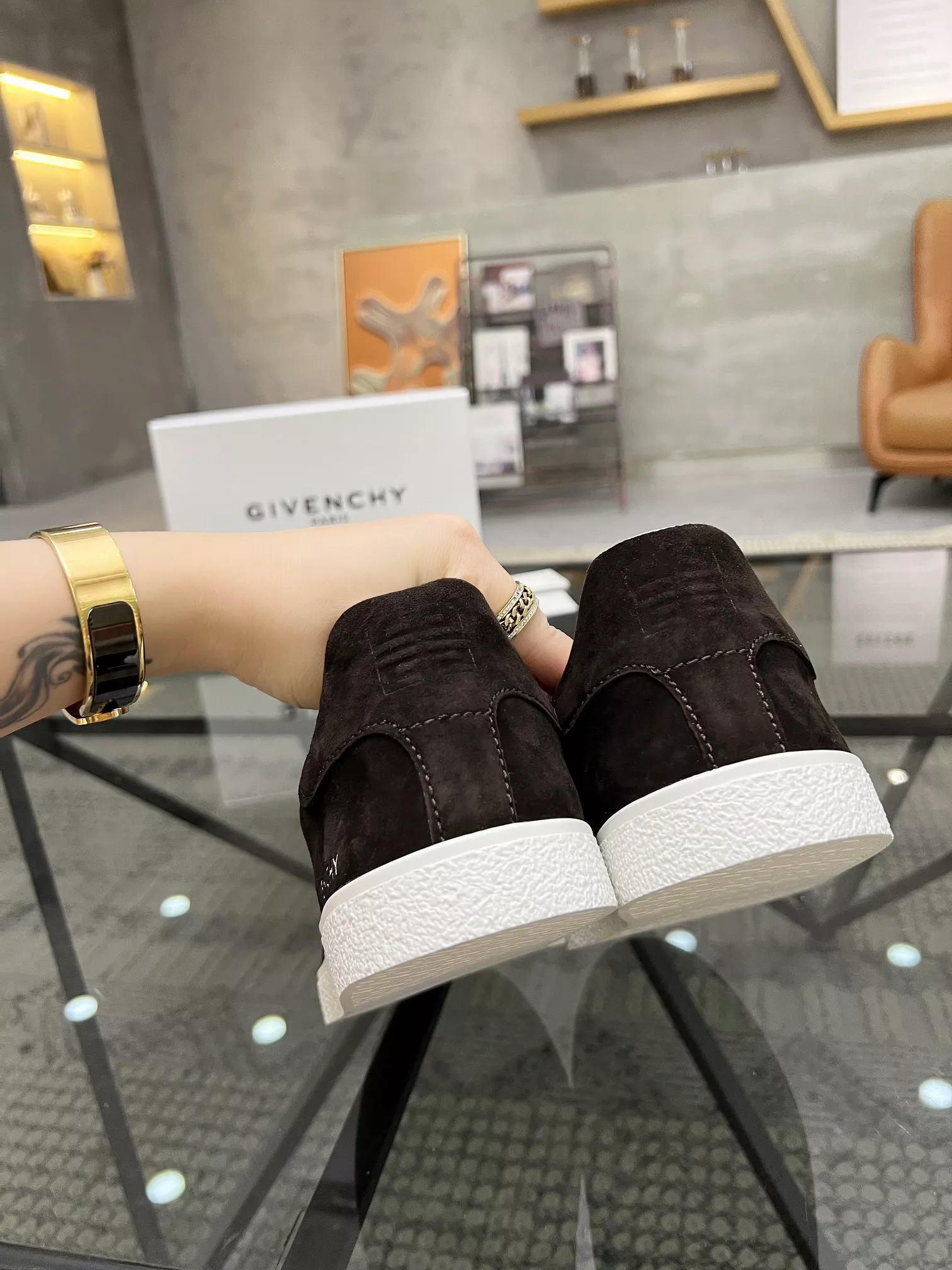 Givenchy Casual Shoes For Men Refined 7241