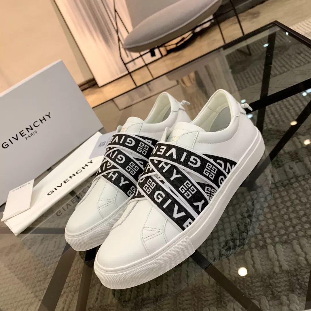 Givenchy Casual Shoes For Men Reliable 6094