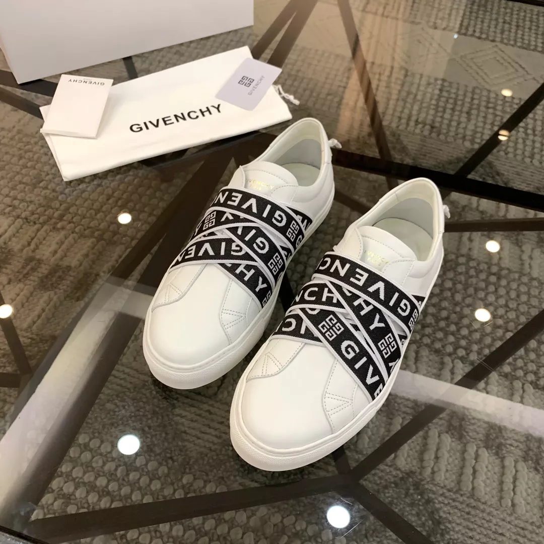 Givenchy Casual Shoes For Men Reliable 6094