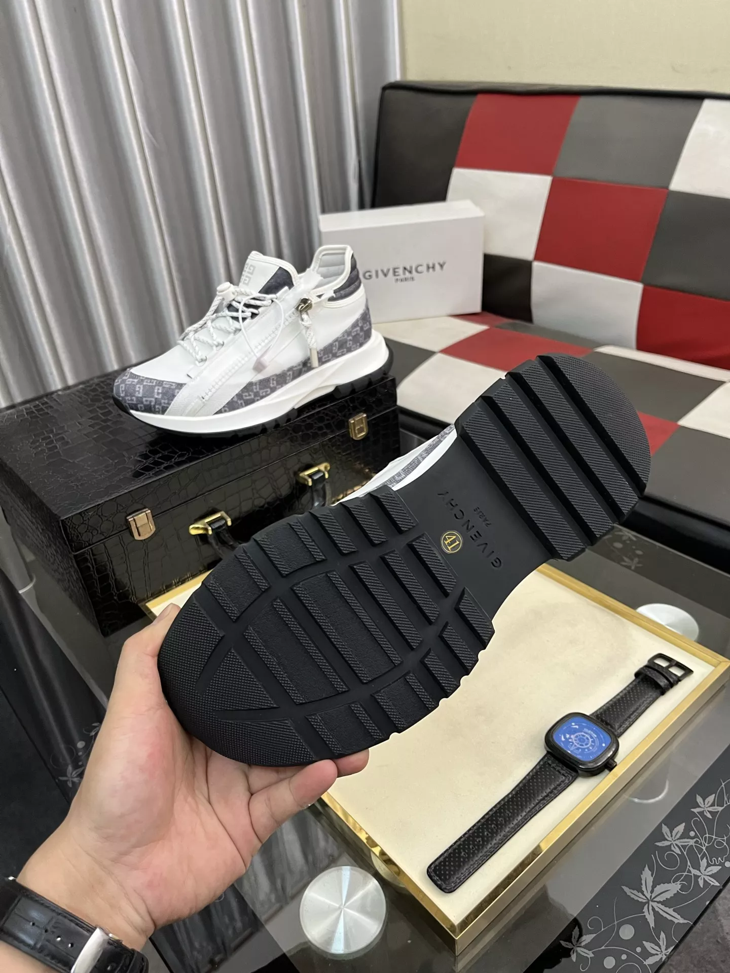 Givenchy Casual Shoes For Men Reliable 8187