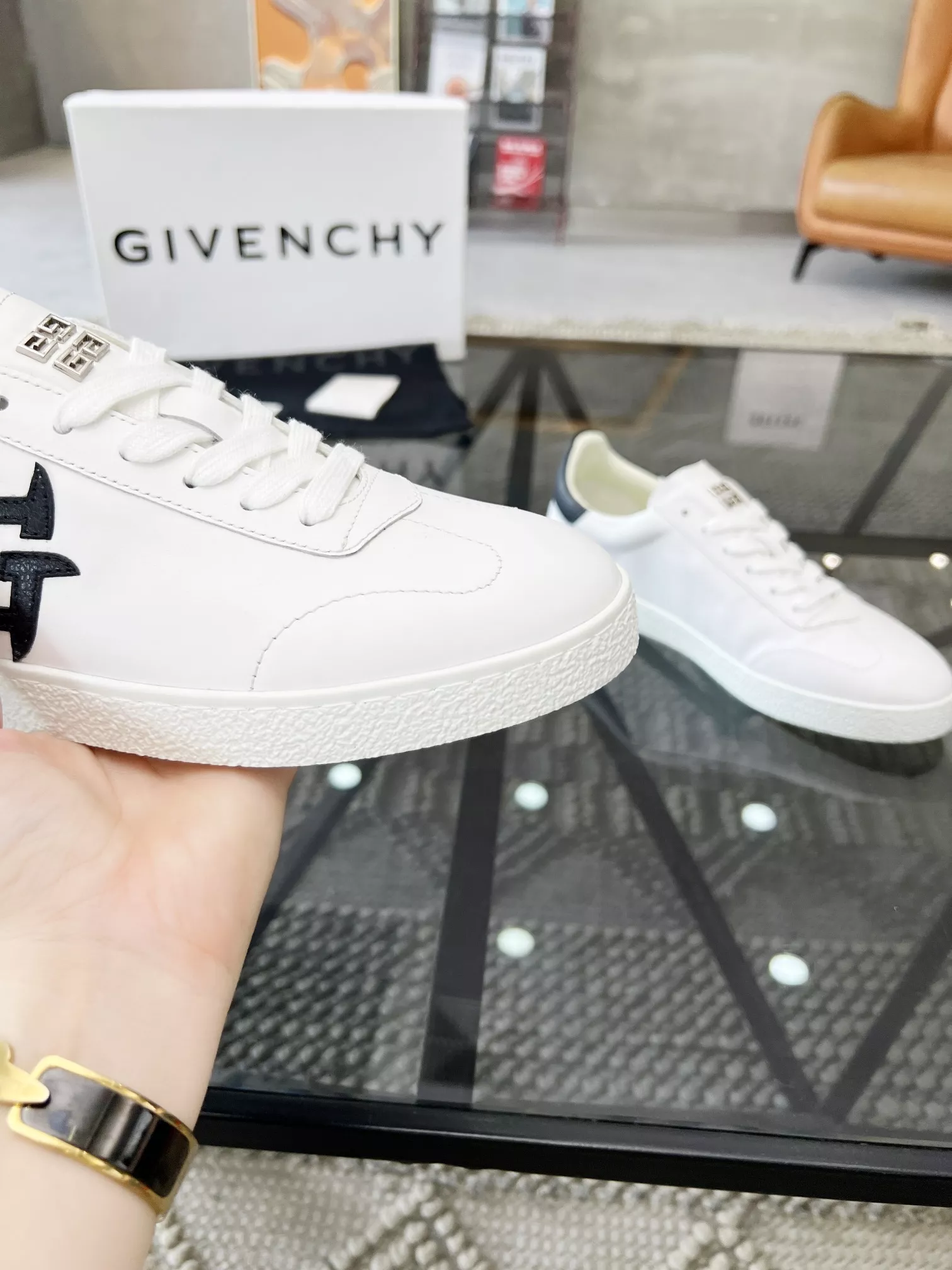 Givenchy Casual Shoes For Men Reliable 8258