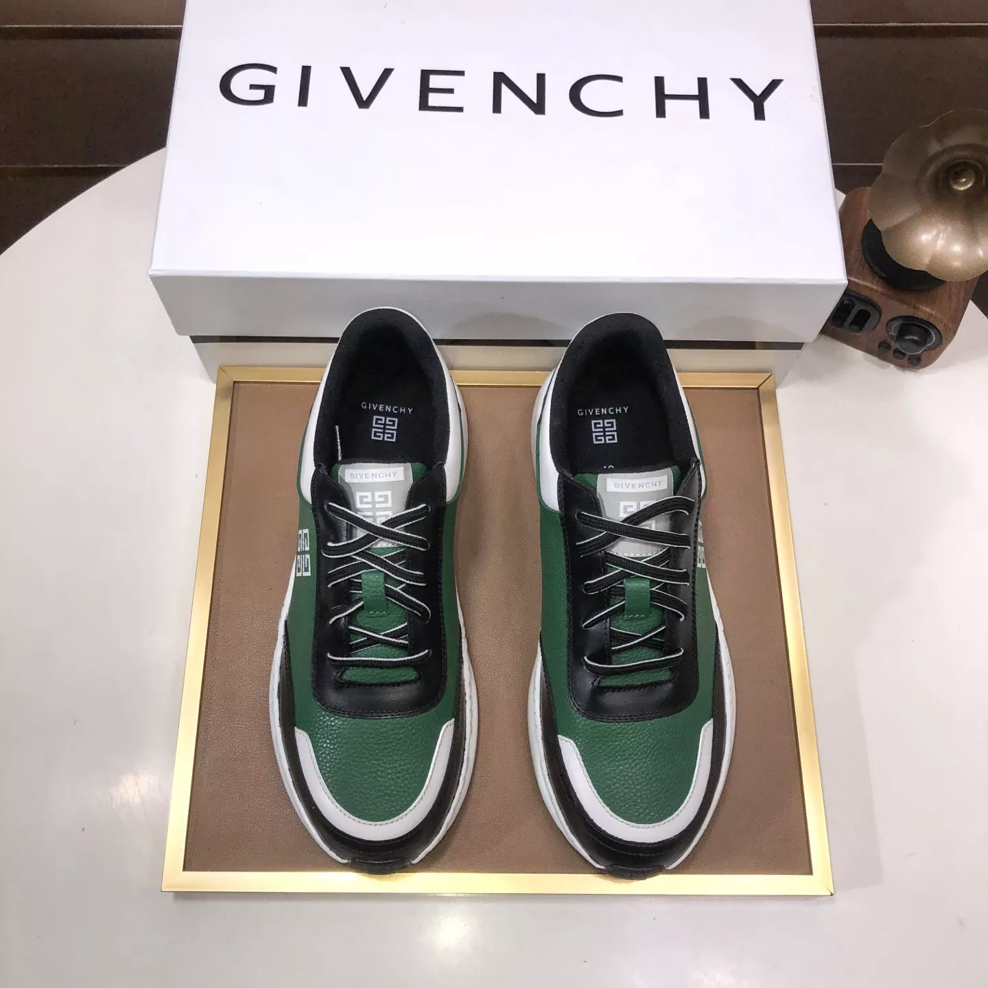 Givenchy Casual Shoes For Men Sleek 5327