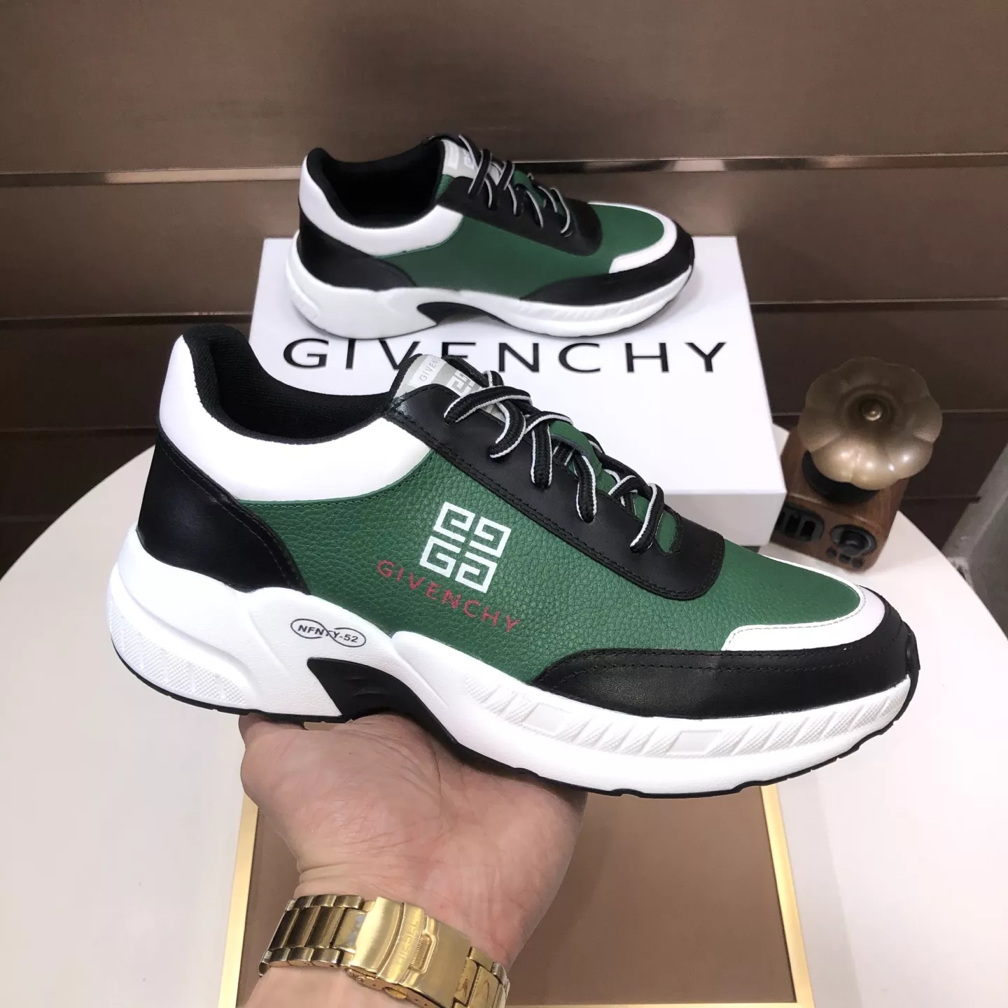 Givenchy Casual Shoes For Men Sleek 5327