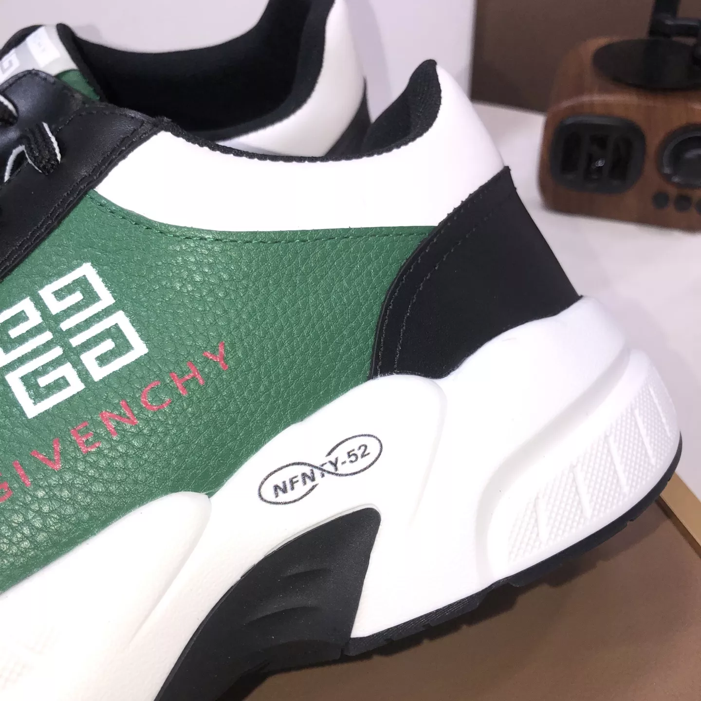 Givenchy Casual Shoes For Men Sleek 5327