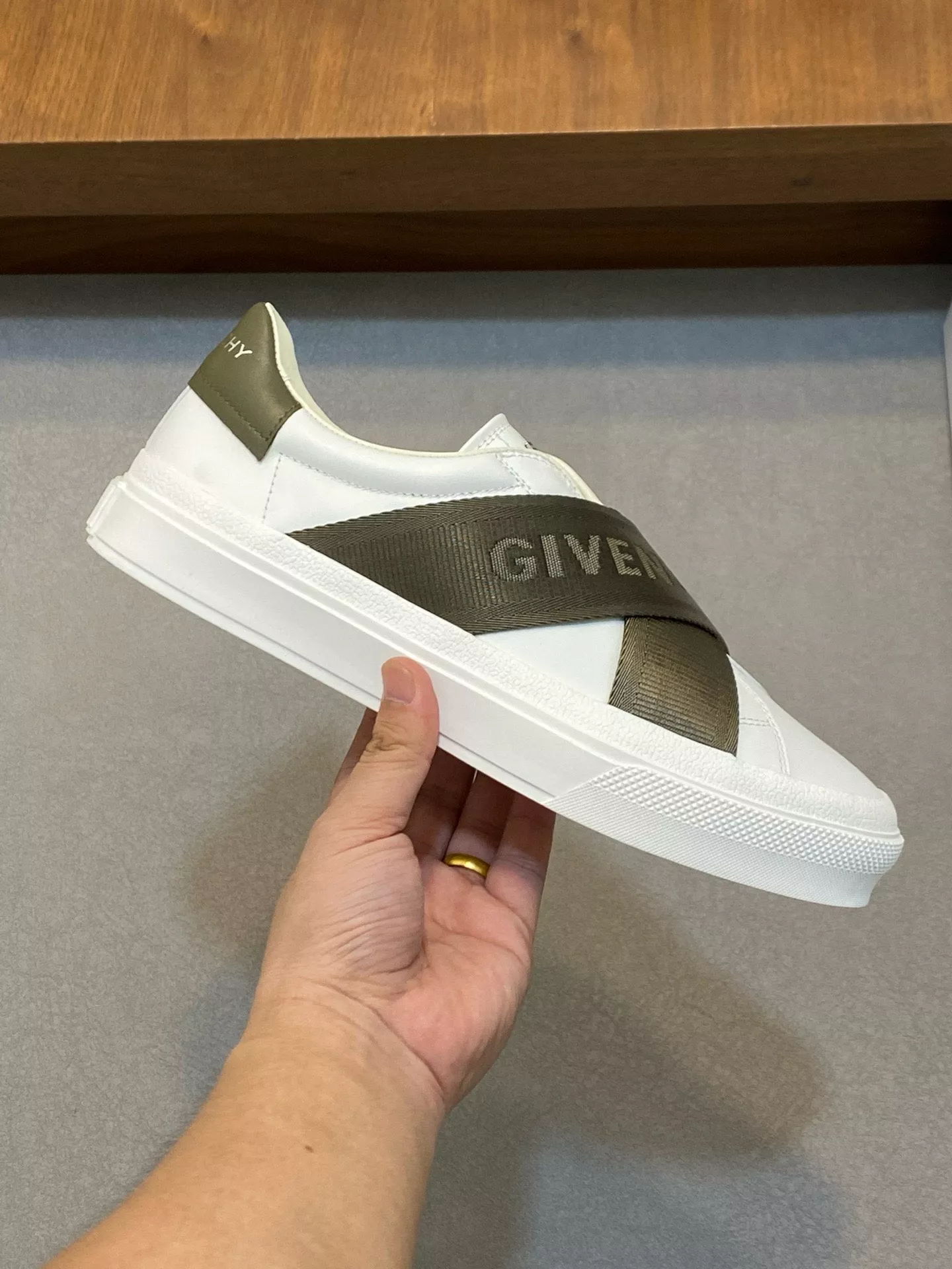 Givenchy Casual Shoes For Men Timeless 7897