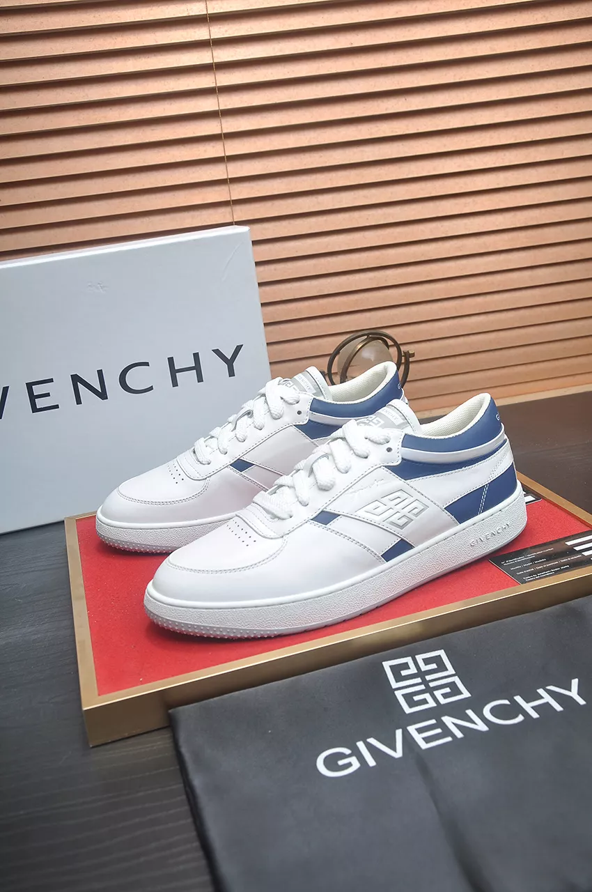 Givenchy Casual Shoes For Men Timeless 7956