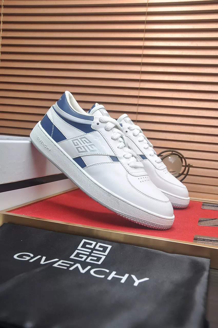 Givenchy Casual Shoes For Men Timeless 7956