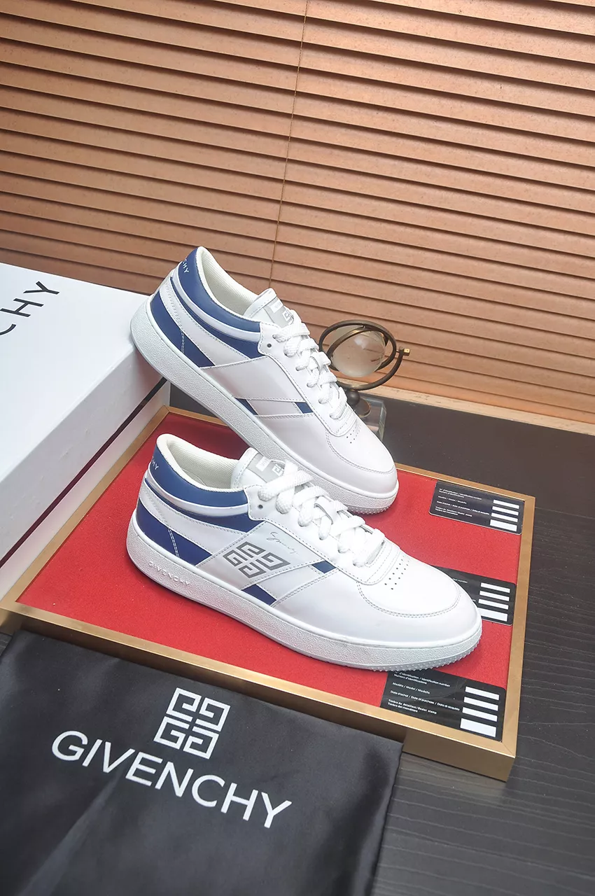 Givenchy Casual Shoes For Men Timeless 7956