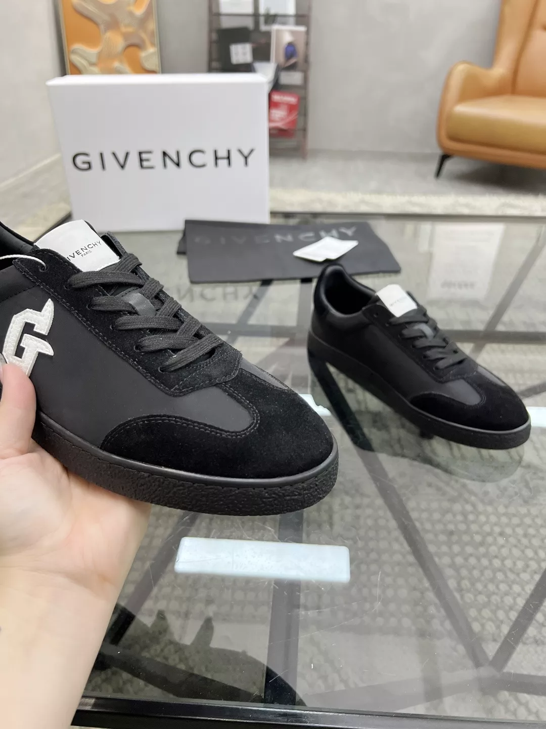 Givenchy Casual Shoes For Men Timeless 8275