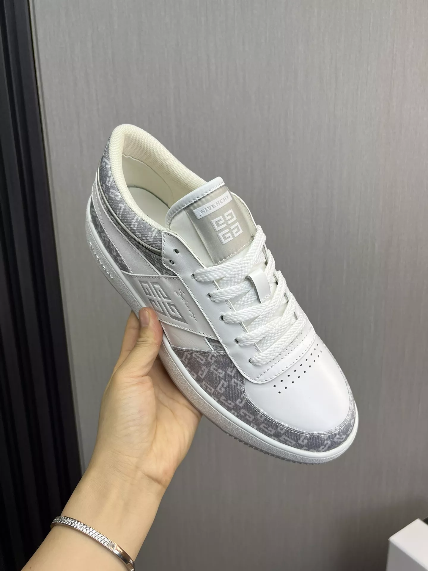 Givenchy Casual Shoes For Men Trendsetting 7659