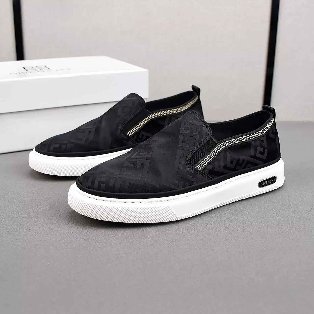 Givenchy Casual Shoes For Men Trendy 3699