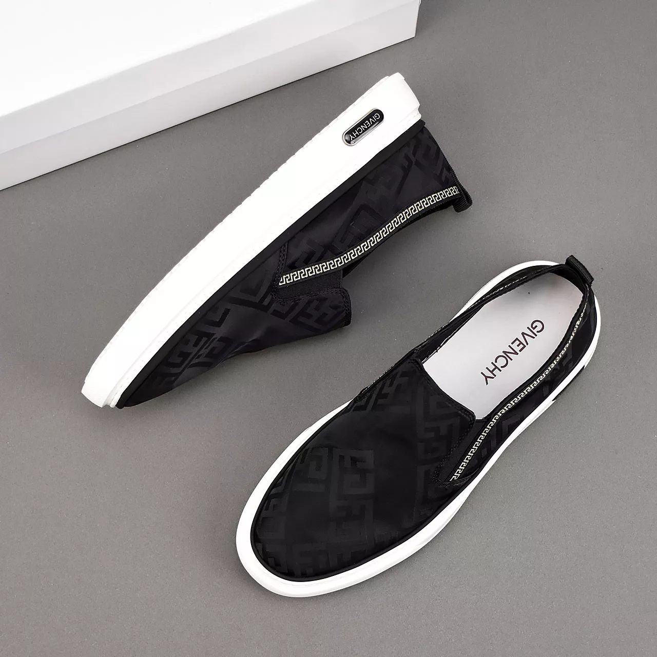 Givenchy Casual Shoes For Men Trendy 3699