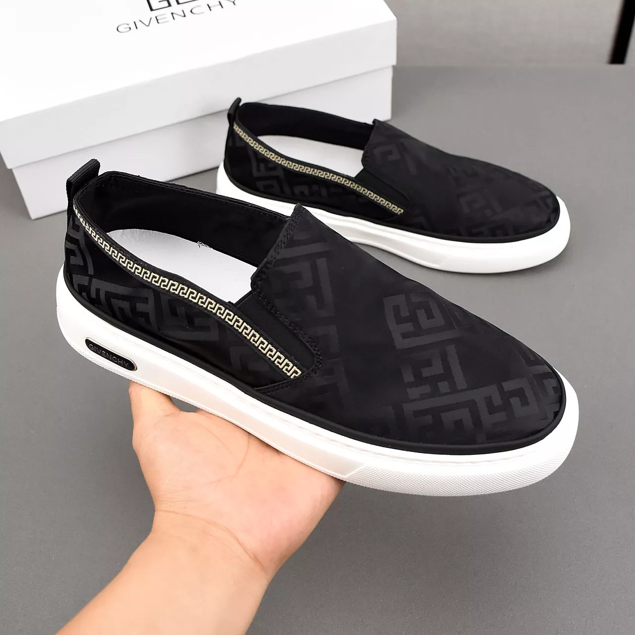 Givenchy Casual Shoes For Men Trendy 3699