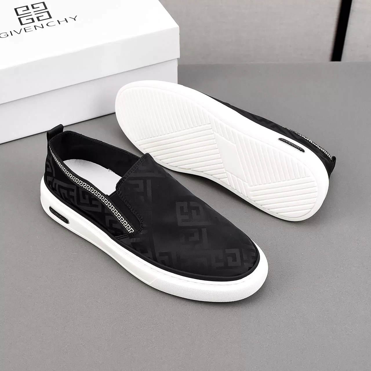 Givenchy Casual Shoes For Men Trendy 3699