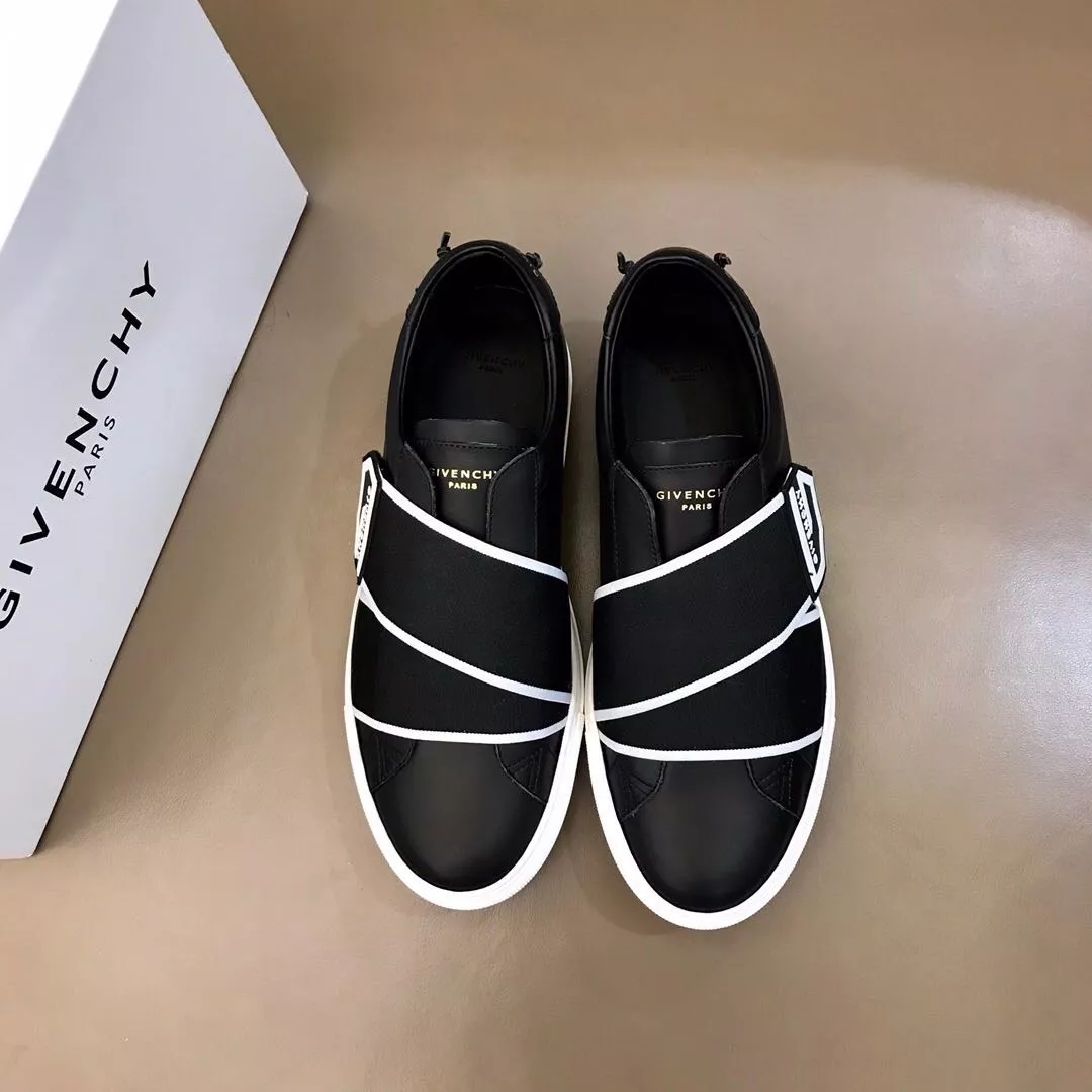 Givenchy Casual Shoes For Men UrbanStyle 9017