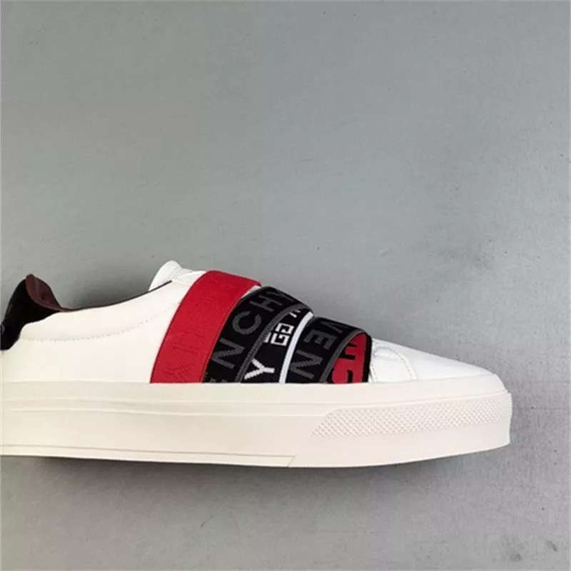 Givenchy Casual Shoes For Men Vibrant 7583
