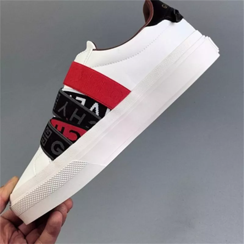 Givenchy Casual Shoes For Men Vibrant 7583