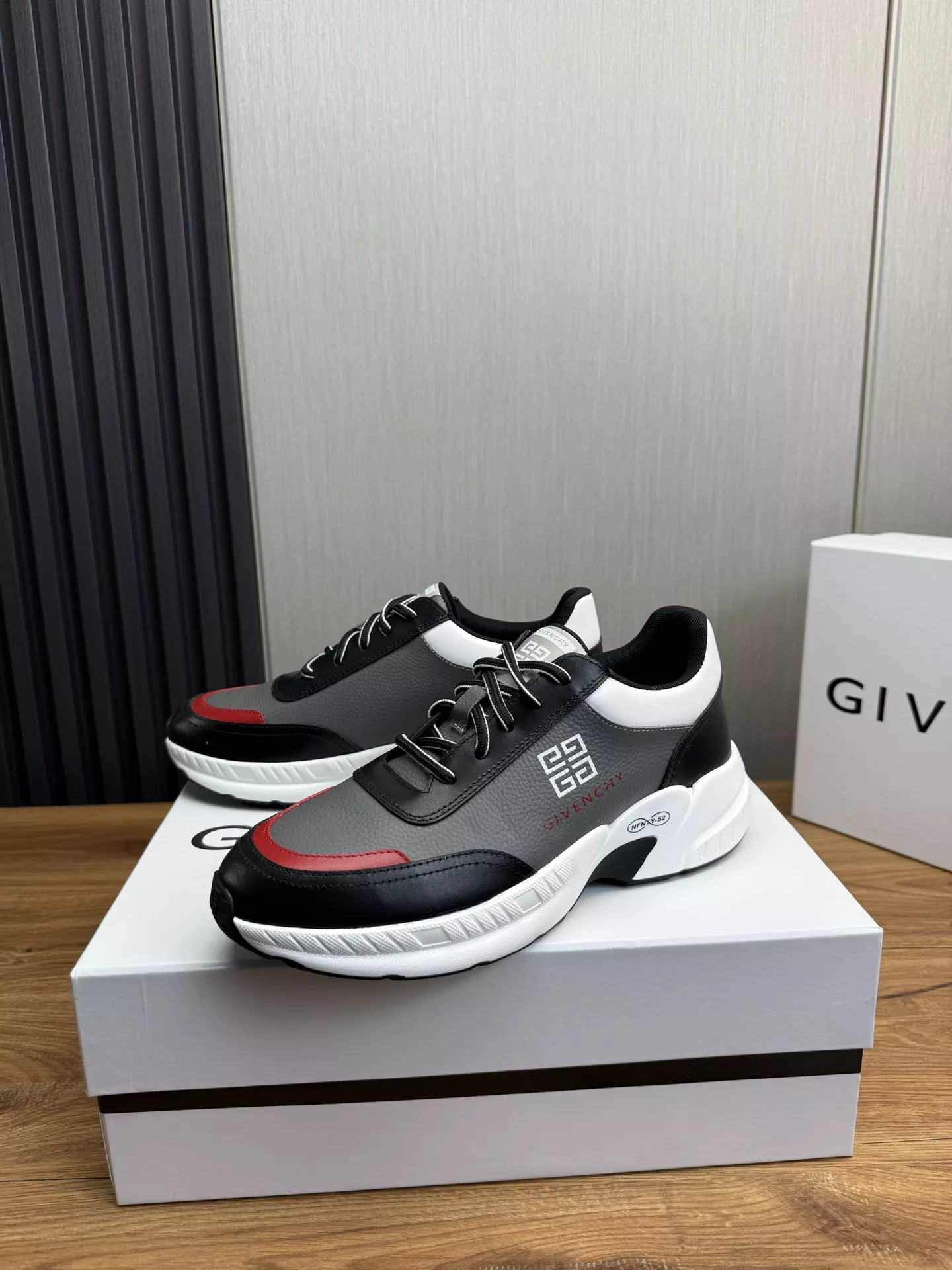 Givenchy Casual Shoes For Men WellDesigned 1565