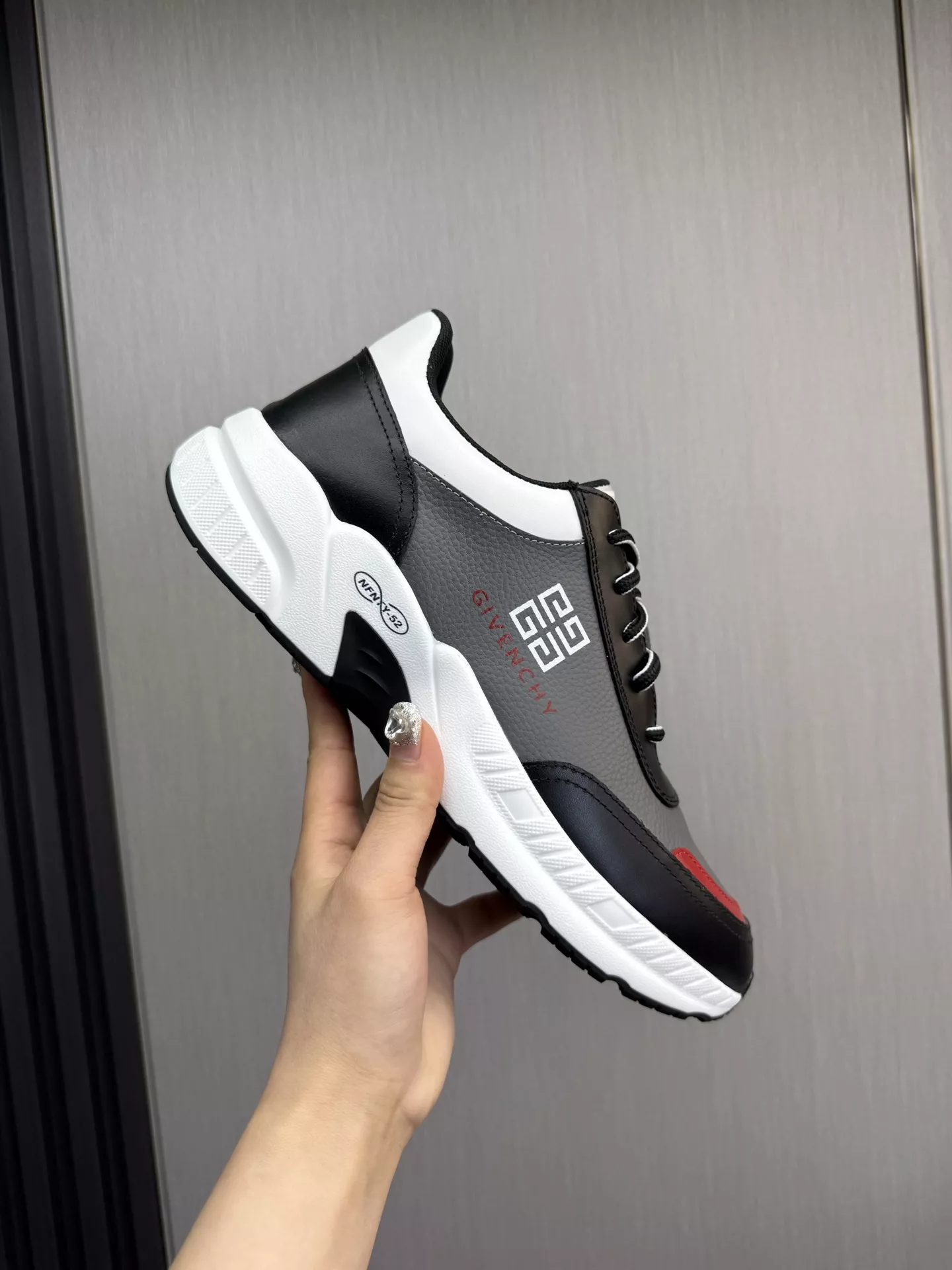 Givenchy Casual Shoes For Men WellDesigned 1565