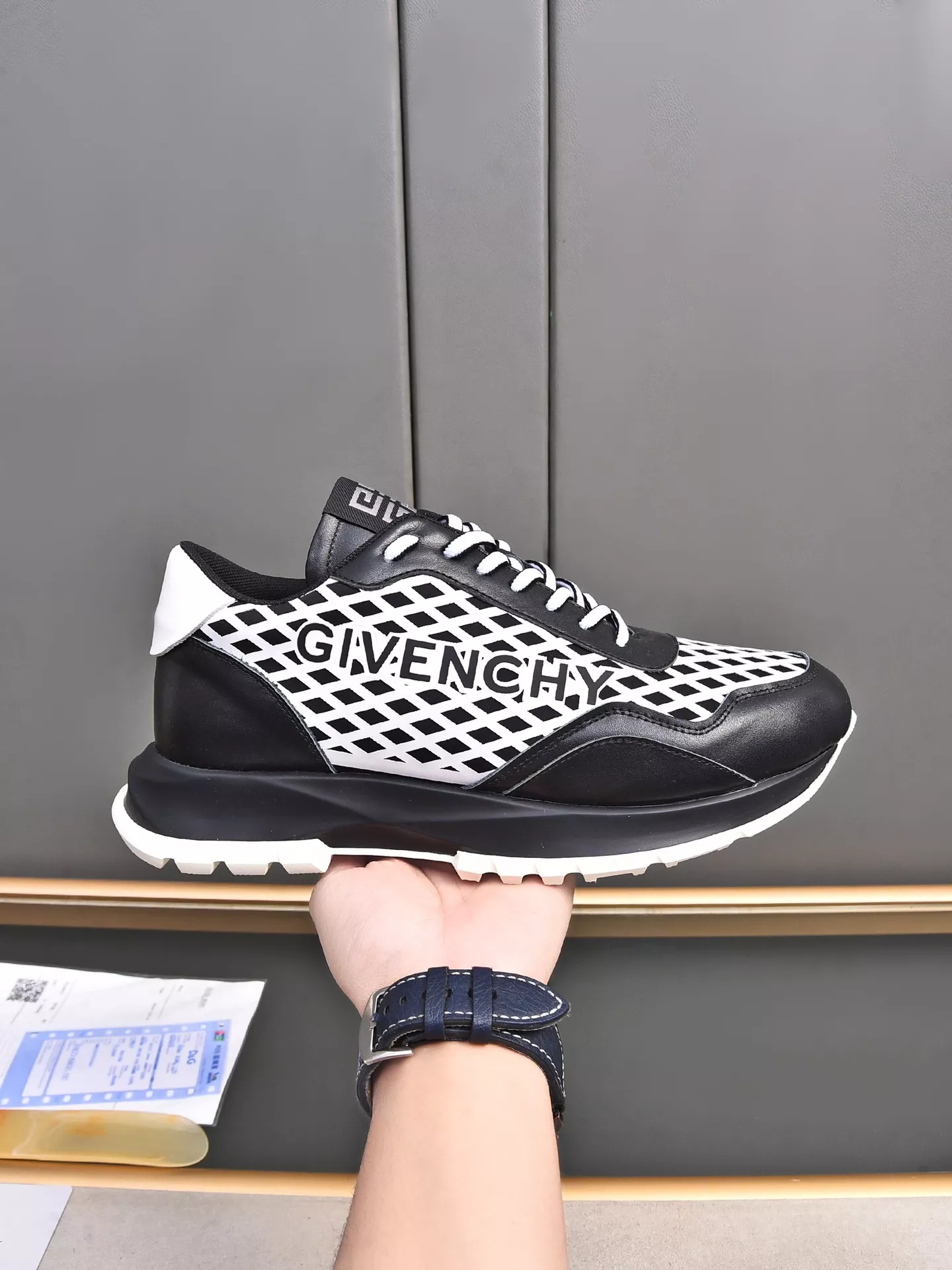 Givenchy Casual Shoes For Men WellDesigned 2568