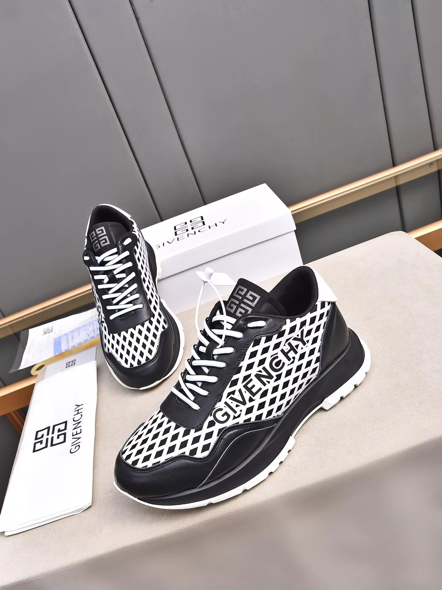 Givenchy Casual Shoes For Men WellDesigned 2568