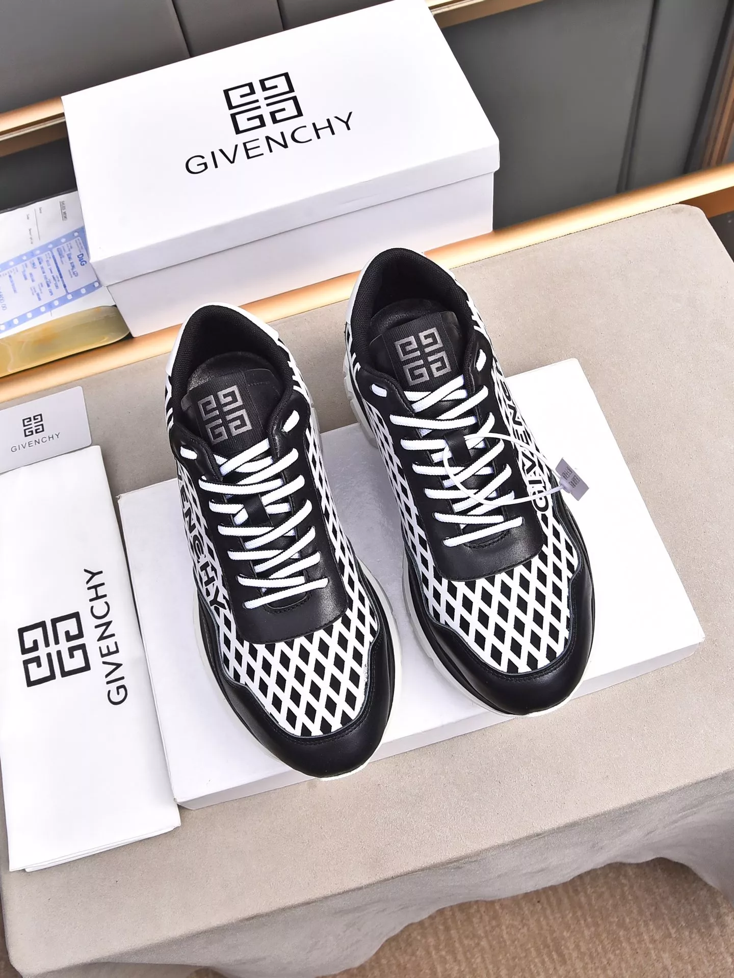 Givenchy Casual Shoes For Men WellDesigned 2568