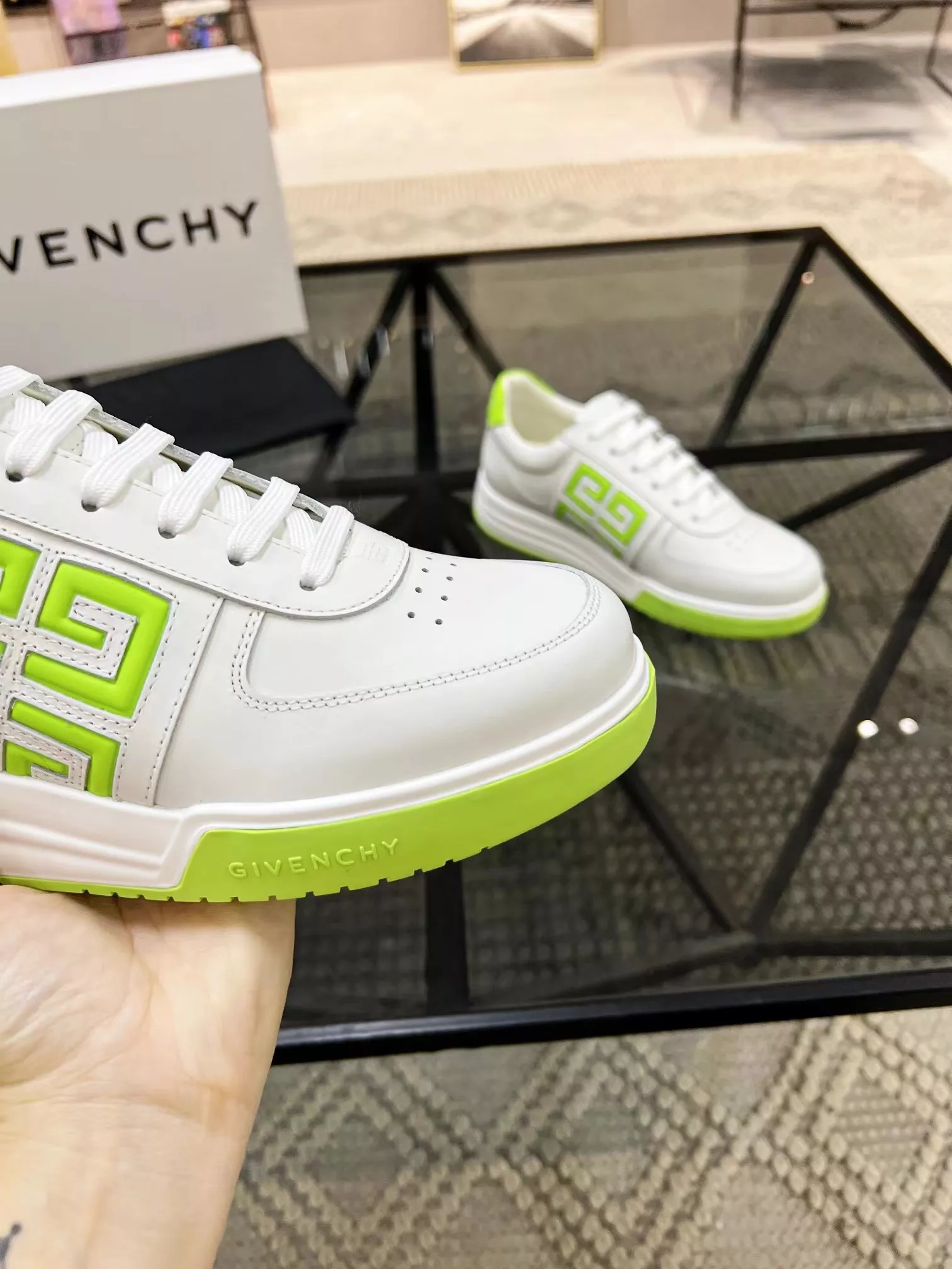 Givenchy Casual Shoes For Men WellDesigned 8903