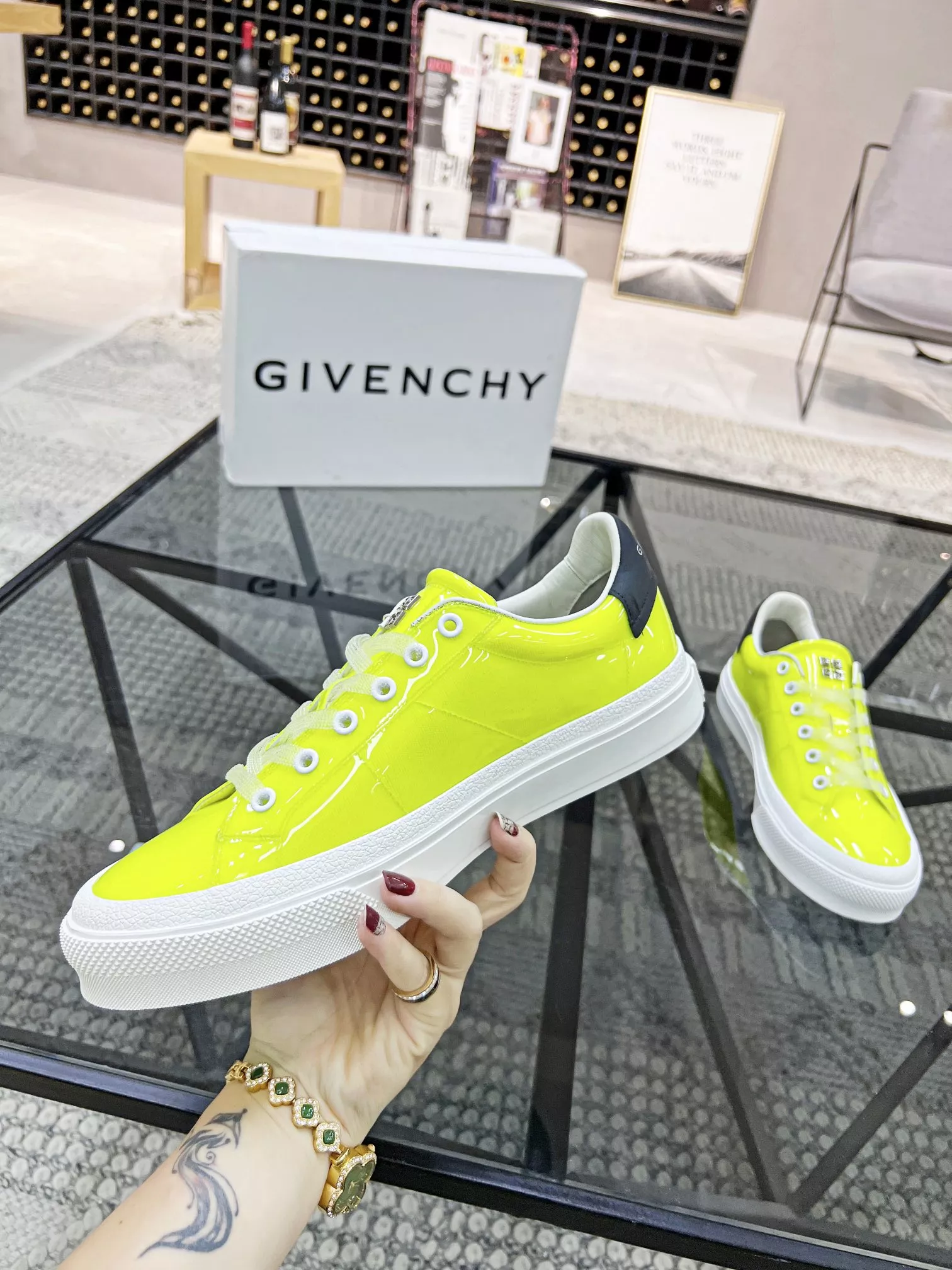Givenchy Casual Shoes For Women Trendsetting 167